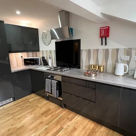 Luxury Living In Chapel Allerton By Yorksha Property