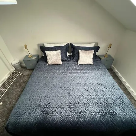 Luxury Living In Chapel Allerton By Yorksha Property شقة